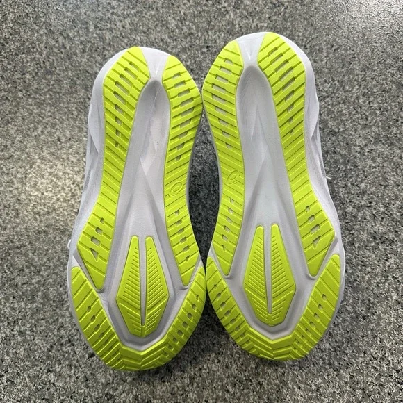 ASICS Novablast 5 Running Shoes Womens 10 White Blue Cushioned Track Club ATC - Picture 4 of 7